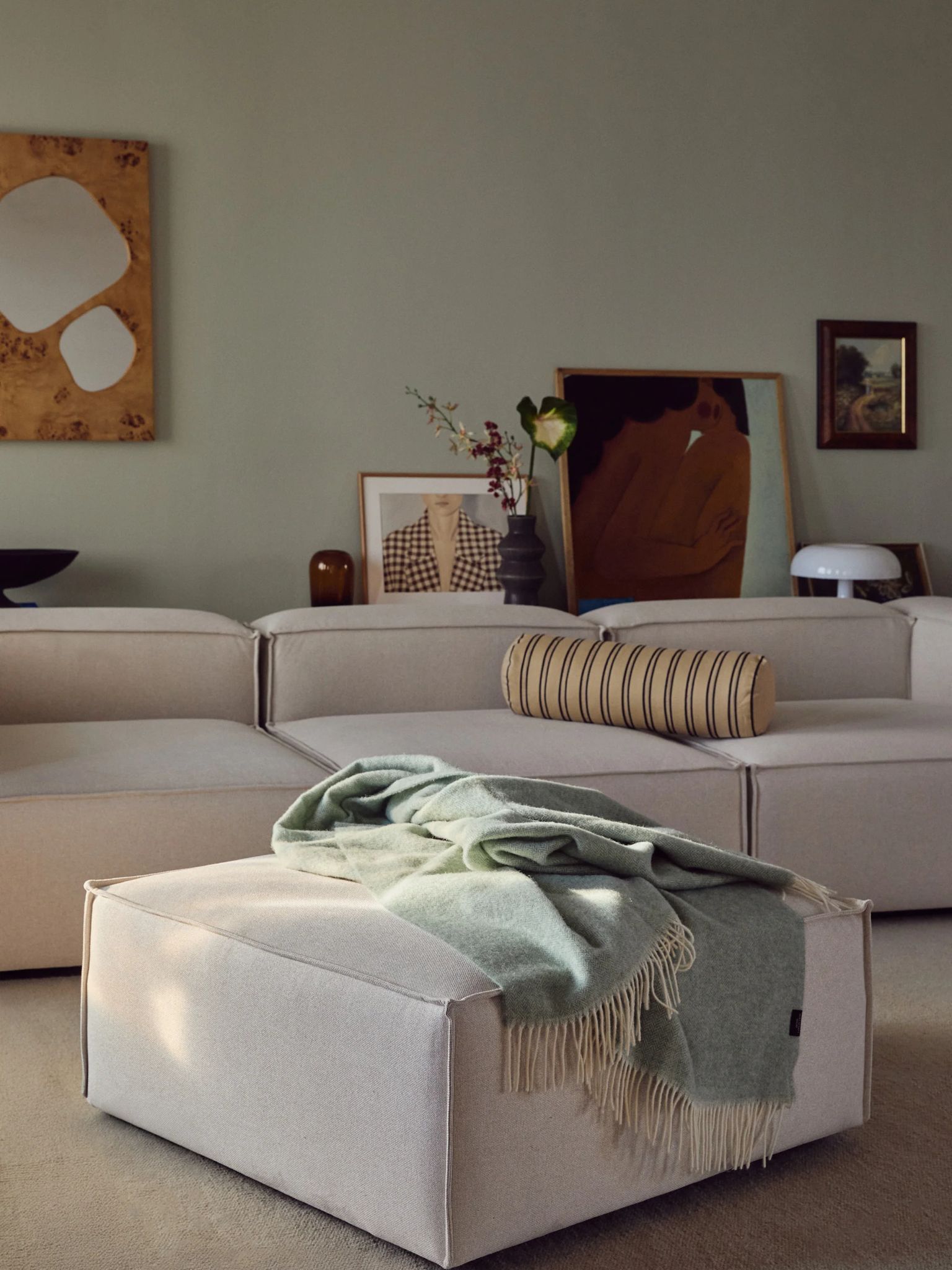 ASSOS CORNER SOFA