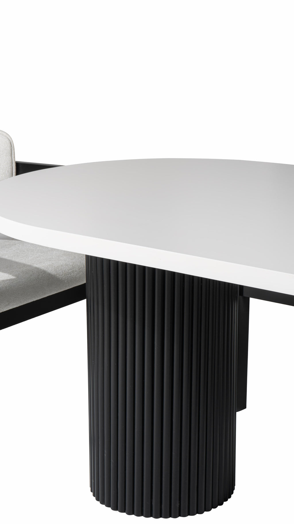 Heritage White/Black Dining Table