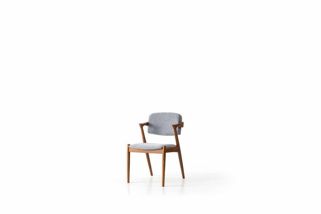 Astra Chair