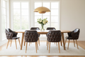 Venice Chair - Aydınlık Ev Ortamı